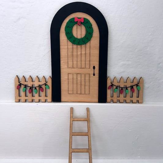 Elf Door w/fence & ladder